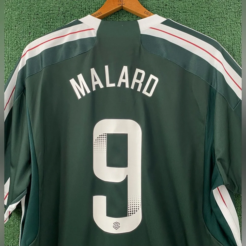 New Adidas Melvine Malard Manchester United Soccer Jersey Mens XL Slim Fit